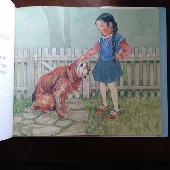 📚 Rosalie Book - Picture 3 of 3